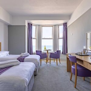 Zimmer mit zwei Einzelbetten
